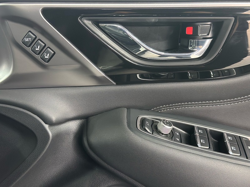Subaru 2.5i Touring Estate 5dr Petrol Lineartronic 4WD Euro 6 (s/s) (169 ps)