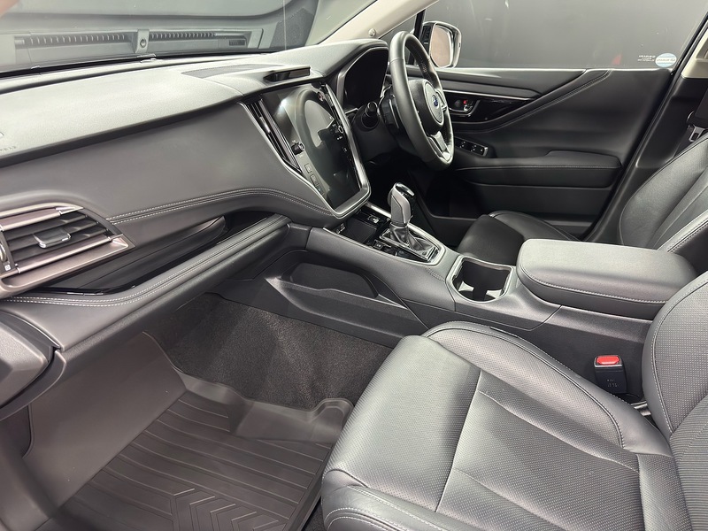 Subaru 2.5i Touring Estate 5dr Petrol Lineartronic 4WD Euro 6 (s/s) (169 ps)
