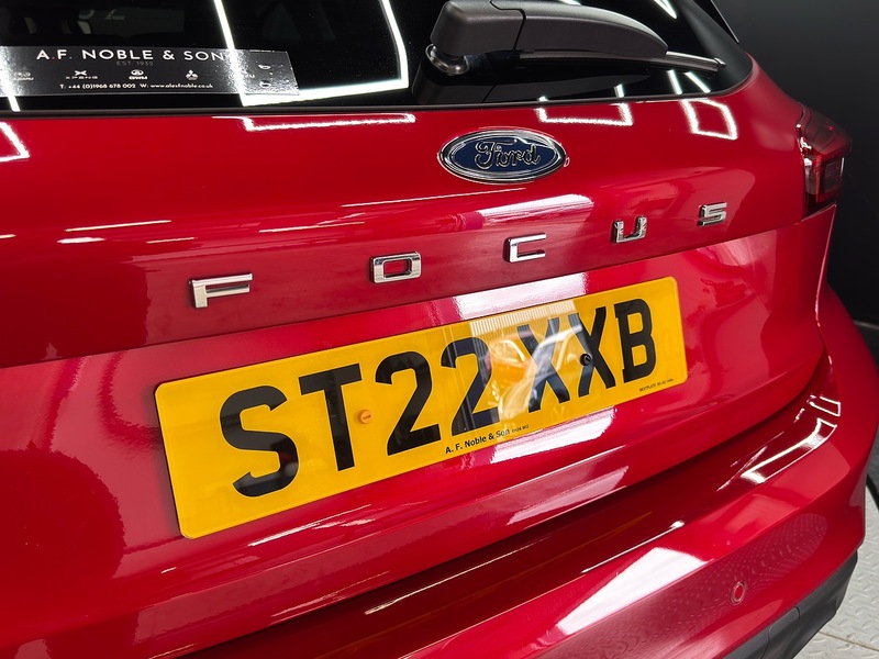 Ford 1.0T EcoBoost Titanium Hatchback 5dr Petrol Manual Euro 6 (s/s) (125 ps)