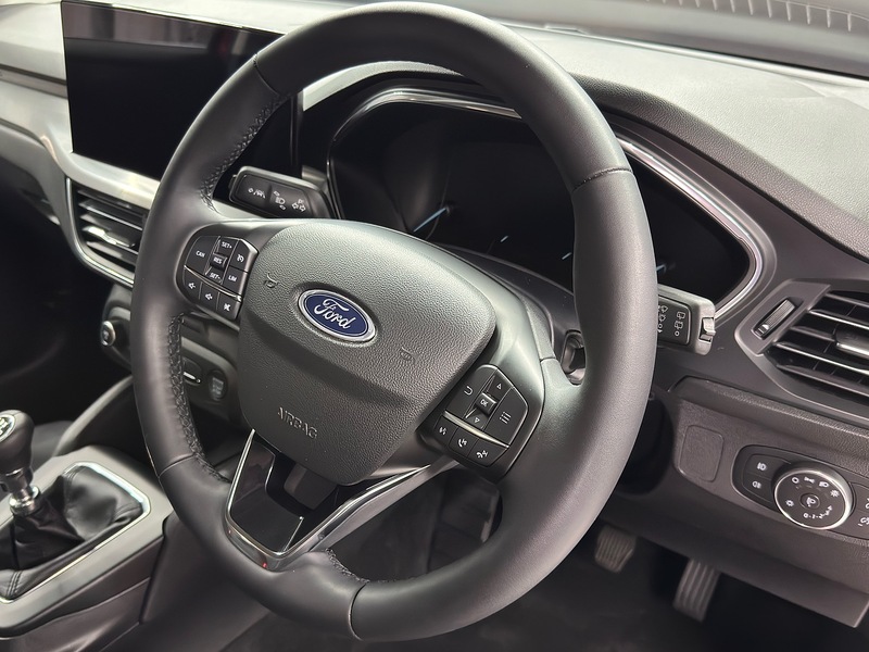 Ford 1.0T EcoBoost Titanium Hatchback 5dr Petrol Manual Euro 6 (s/s) (125 ps)
