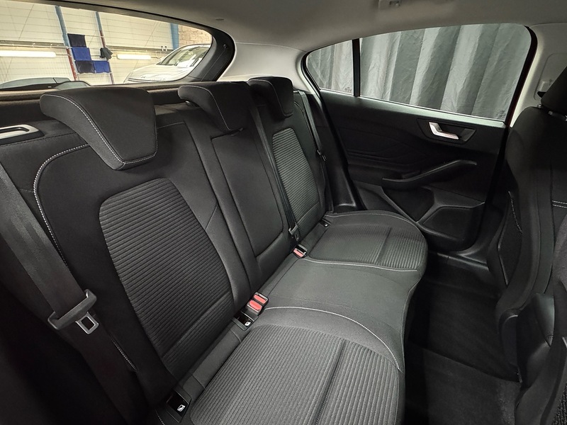 Ford 1.0T EcoBoost Titanium Hatchback 5dr Petrol Manual Euro 6 (s/s) (125 ps)