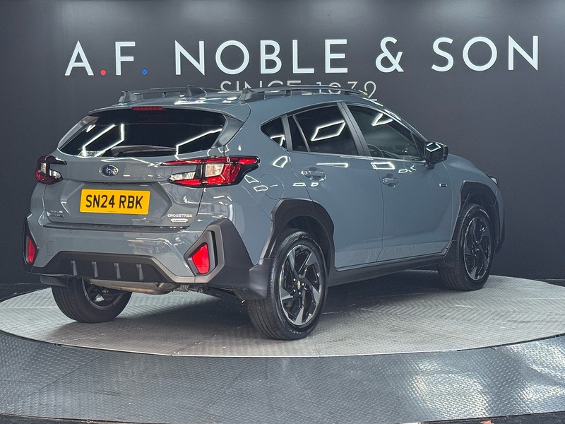 Subaru 2.0 i e-Boxer Touring SUV 5dr Petrol Hybrid Lineartronic 4WD Euro 6 (s/s) (136 ps)