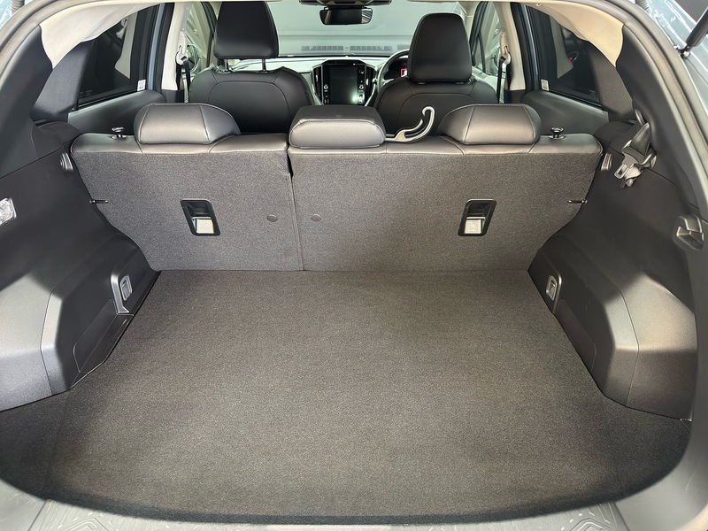 Subaru 2.0 i e-Boxer Touring SUV 5dr Petrol Hybrid Lineartronic 4WD Euro 6 (s/s) (136 ps)