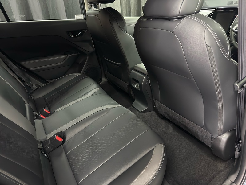 Subaru 2.0 i e-Boxer Touring SUV 5dr Petrol Hybrid Lineartronic 4WD Euro 6 (s/s) (136 ps)