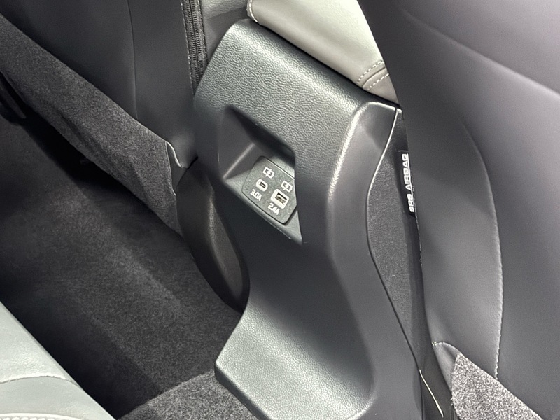 Subaru 2.0 i e-Boxer Touring SUV 5dr Petrol Hybrid Lineartronic 4WD Euro 6 (s/s) (136 ps)