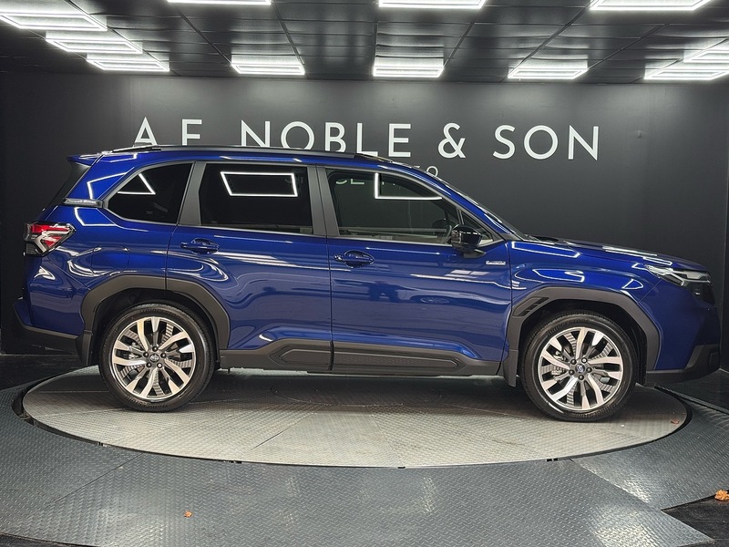 Subaru 2.0 i e-Boxer Touring SUV 5dr Petrol Hybrid Lineartronic 4WD Euro 6 (s/s) (136 ps)