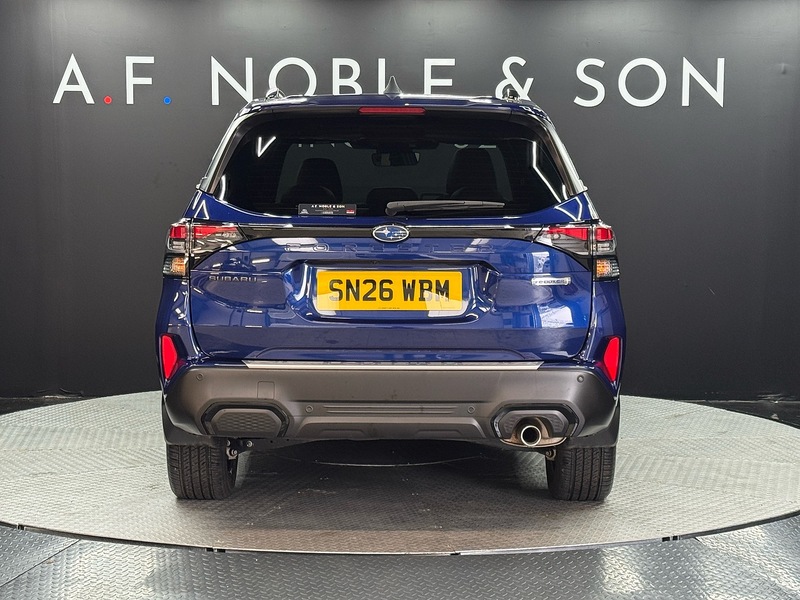 Subaru 2.0 i e-Boxer Touring SUV 5dr Petrol Hybrid Lineartronic 4WD Euro 6 (s/s) (136 ps)