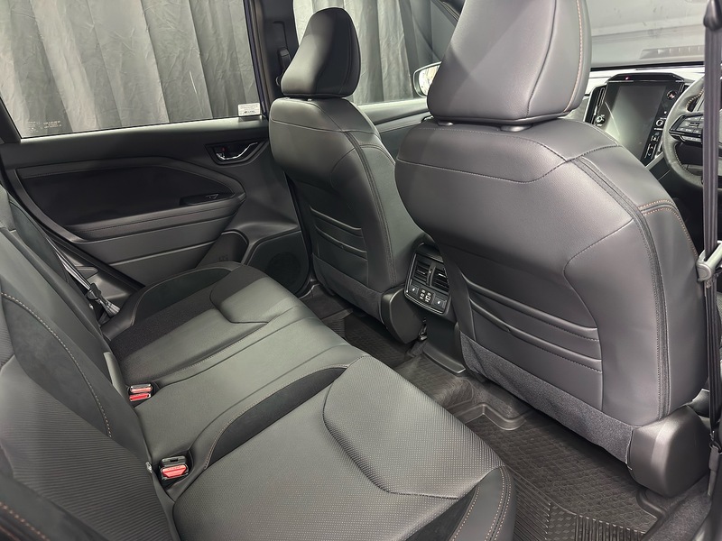 Subaru 2.0 i e-Boxer Touring SUV 5dr Petrol Hybrid Lineartronic 4WD Euro 6 (s/s) (136 ps)