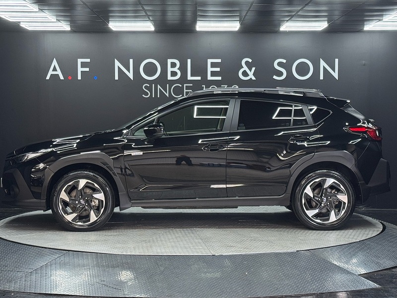 Subaru 2.0 i e-Boxer Touring SUV 5dr Petrol Hybrid Lineartronic 4WD Euro 6 (s/s) (136 ps)