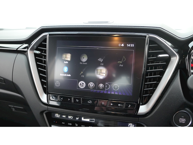 Isuzu 1.9 TD V-Cross Pickup 4dr Diesel Manual 4WD Euro 6 (s/s) (164 ps)