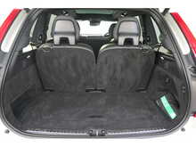 Volvo XC90 B5 MHEV R-Design Pro 