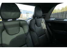 Volvo XC90 B5 MHEV R-Design Pro 