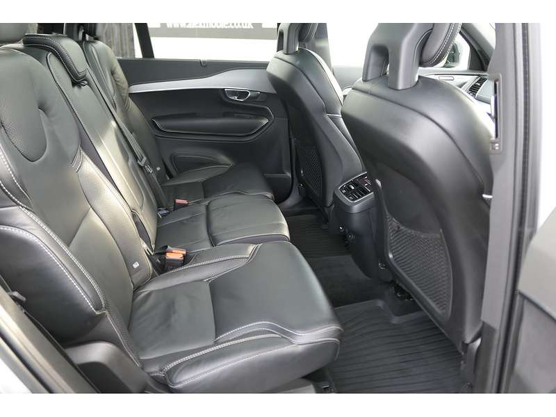 Volvo 2.0 B5 MHEV R-Design Pro SUV 5dr Diesel Hybrid Auto 4WD Euro 6 (s/s) (235 ps)