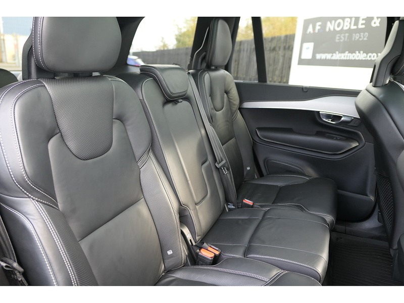 Volvo 2.0 B5 MHEV R-Design Pro SUV 5dr Diesel Hybrid Auto 4WD Euro 6 (s/s) (235 ps)