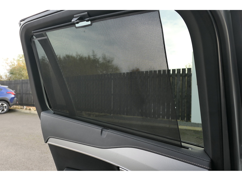 Volvo 2.0 B5 MHEV R-Design Pro SUV 5dr Diesel Hybrid Auto 4WD Euro 6 (s/s) (235 ps)