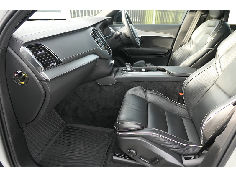 Volvo 2.0 B5 MHEV R-Design Pro SUV 5dr Diesel Hybrid Auto 4WD Euro 6 (s/s) (235 ps)