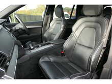 Volvo XC90 B5 MHEV R-Design Pro 