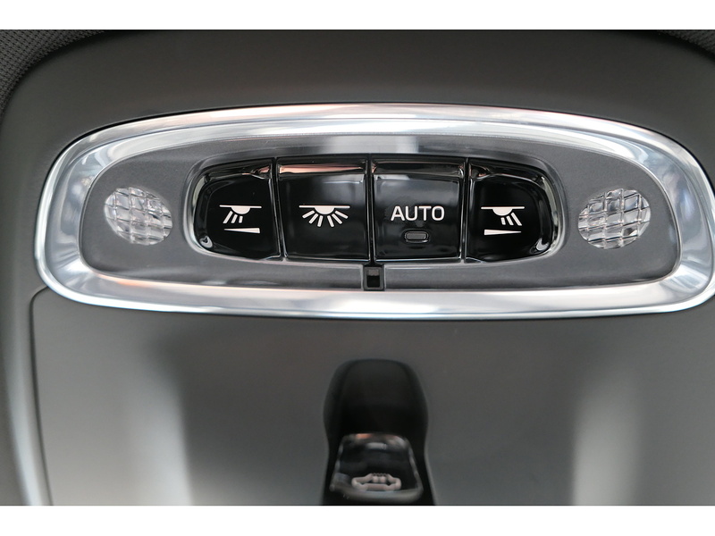 Volvo 2.0 B5 MHEV R-Design Pro SUV 5dr Diesel Hybrid Auto 4WD Euro 6 (s/s) (235 ps)