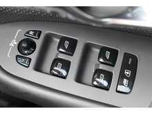 Volvo XC90 B5 MHEV R-Design Pro 