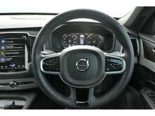 Volvo XC90 B5 MHEV R-Design Pro 