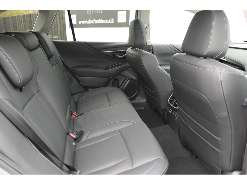 Subaru 2.5i Touring Estate 5dr Petrol Lineartronic 4WD Euro 6 (s/s) (169 ps)