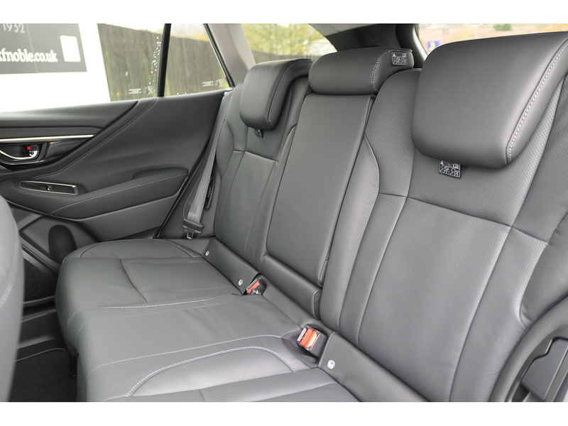 Subaru 2.5i Touring Estate 5dr Petrol Lineartronic 4WD Euro 6 (s/s) (169 ps)