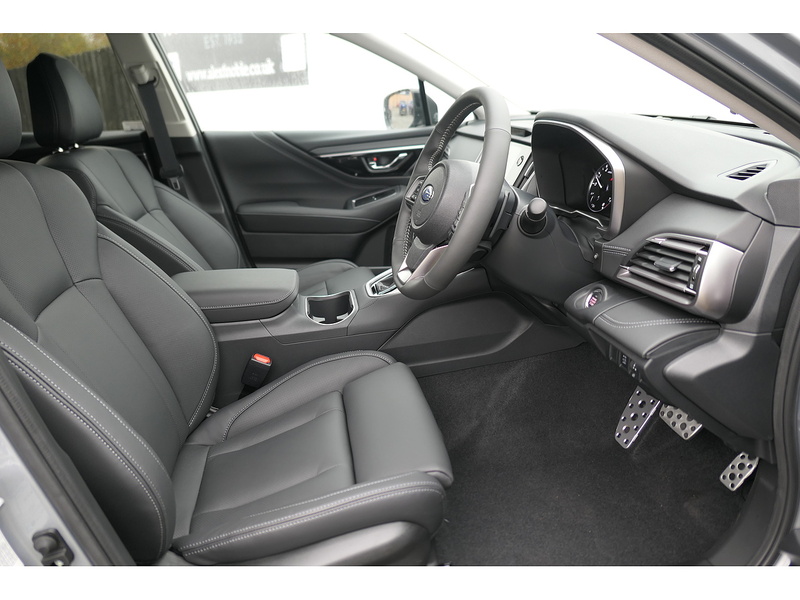 Subaru 2.5i Touring Estate 5dr Petrol Lineartronic 4WD Euro 6 (s/s) (169 ps)