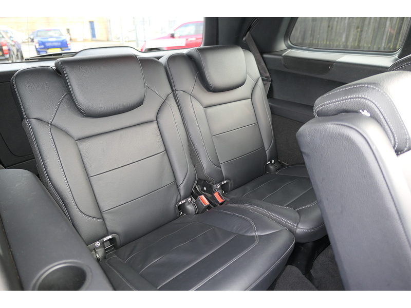 Mercedes-Benz 3.0 GLS350d V6 AMG Line SUV 5dr Diesel G-Tronic 4MATIC Euro 6 (s/s) (258 ps)