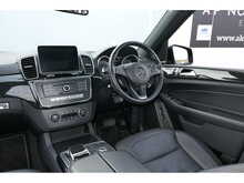 Mercedes-Benz GLS GLS350d V6 AMG Line 
