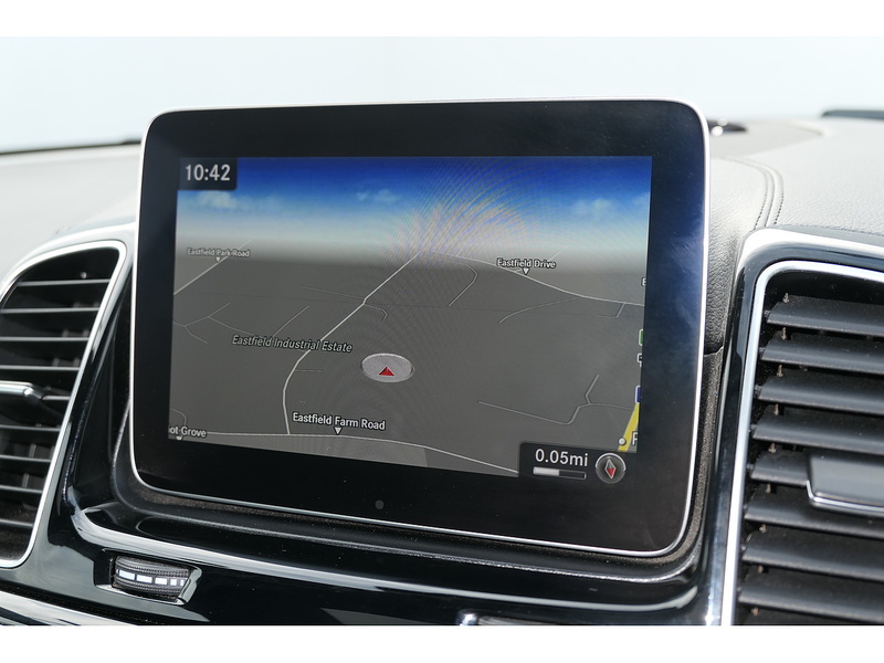 Mercedes-Benz 3.0 GLS350d V6 AMG Line SUV 5dr Diesel G-Tronic 4MATIC Euro 6 (s/s) (258 ps)