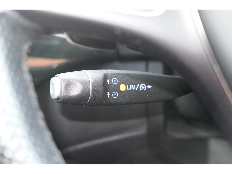 Mercedes-Benz 3.0 GLS350d V6 AMG Line SUV 5dr Diesel G-Tronic 4MATIC Euro 6 (s/s) (258 ps)