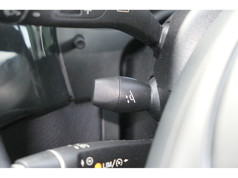 Mercedes-Benz 3.0 GLS350d V6 AMG Line SUV 5dr Diesel G-Tronic 4MATIC Euro 6 (s/s) (258 ps)