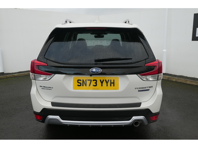 Subaru 2.0 e-Boxer XE Premium SUV 5dr Petrol Hybrid Lineartronic 4WD Euro 6 (s/s) (150 ps)