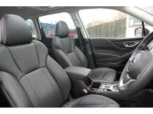 Subaru Forester e-Boxer XE Premium 