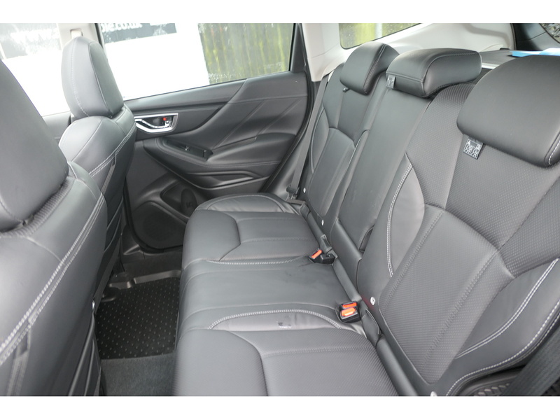 Subaru 2.0 e-Boxer XE Premium SUV 5dr Petrol Hybrid Lineartronic 4WD Euro 6 (s/s) (150 ps)