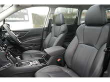 Subaru Forester e-Boxer XE Premium 