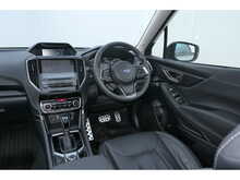 Subaru Forester e-Boxer XE Premium 