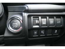 Subaru Forester e-Boxer XE Premium 