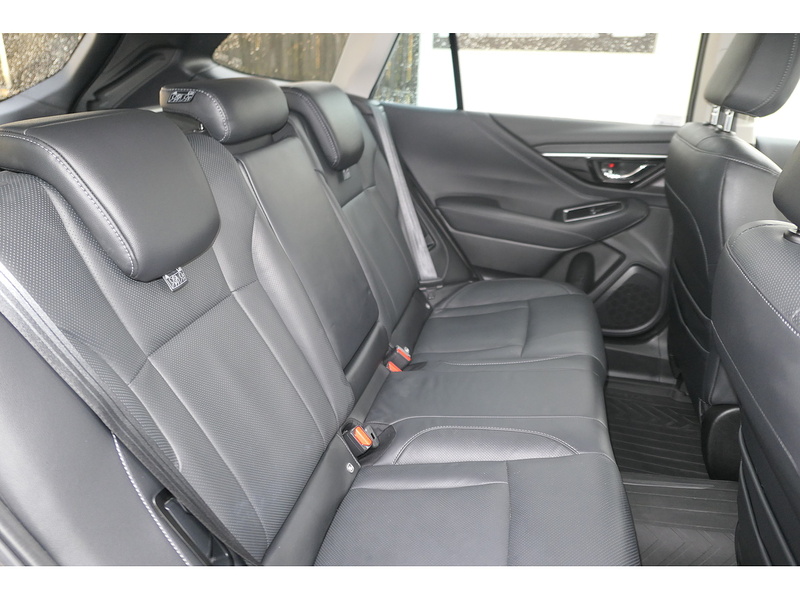 Subaru 2.5i Touring Estate 5dr Petrol Lineartronic 4WD Euro 6 (s/s) (169 ps)