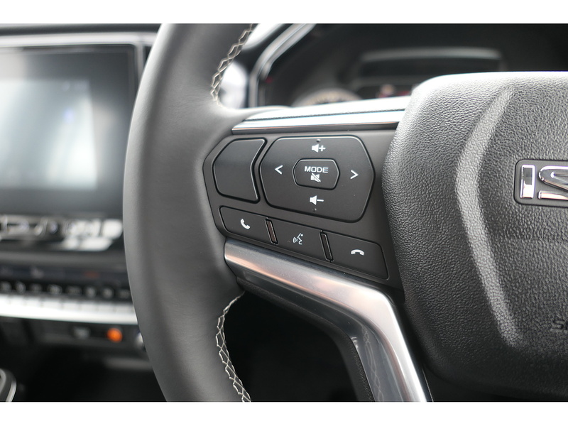 Isuzu 1.9 TD DL40 Pickup Double Cab 4dr Diesel Auto 4WD Euro 6 (s/s) (164 ps)