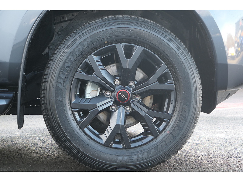 Isuzu 1.9 TD V-Cross Pickup Double Cab 4dr Diesel Auto 4WD Euro 6 (s/s) (164 ps)