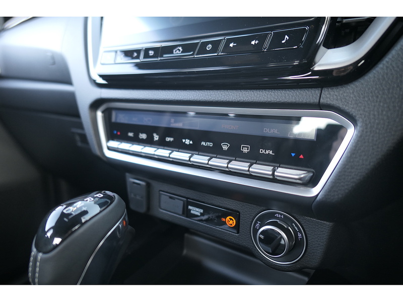 Isuzu 1.9 TD V-Cross Pickup Double Cab 4dr Diesel Auto 4WD Euro 6 (s/s) (164 ps)