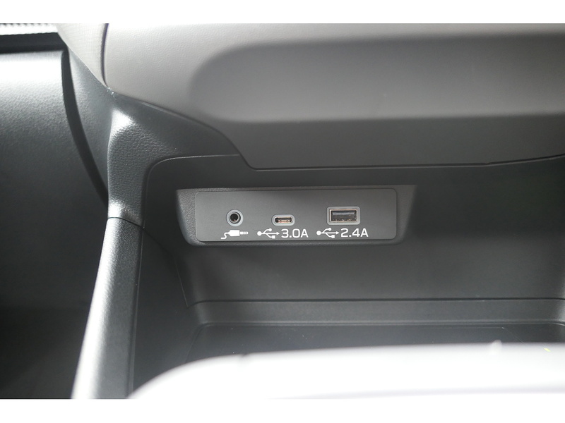 Subaru 2.0 e-Boxer Touring SUV 5dr Petrol Hybrid Lineartronic 4WD Euro 6 (s/s) (136 ps)