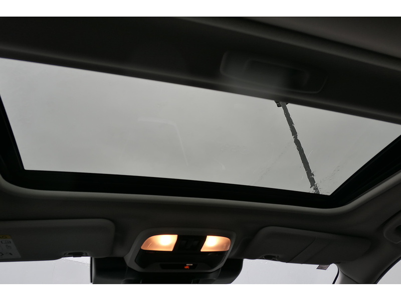 Subaru 2.0 e-Boxer Touring SUV 5dr Petrol Hybrid Lineartronic 4WD Euro 6 (s/s) (136 ps)