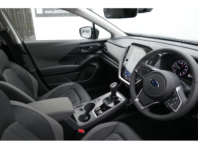 Subaru 2.0 e-Boxer Touring SUV 5dr Petrol Hybrid Lineartronic 4WD Euro 6 (s/s) (136 ps)