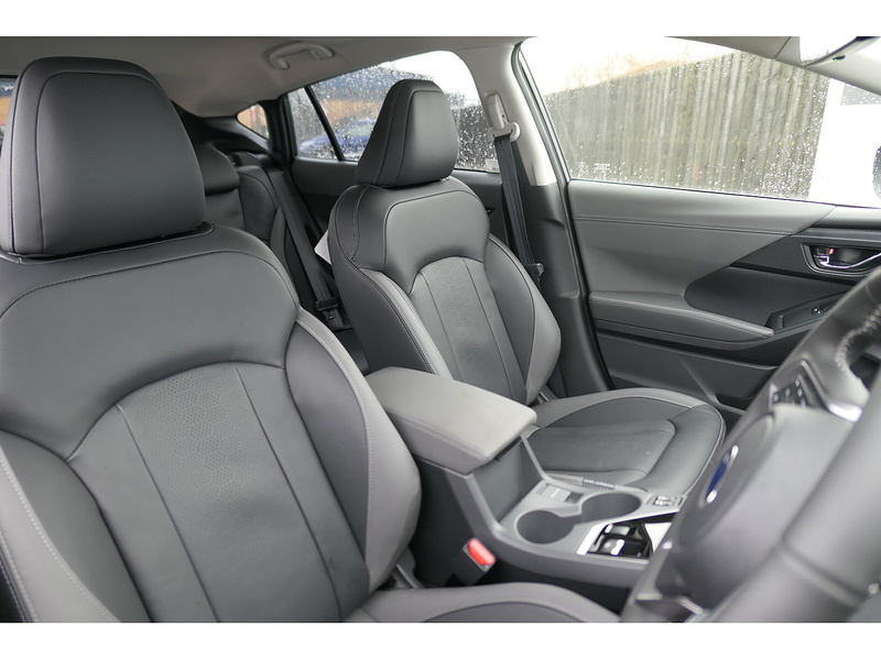 Subaru 2.0 e-Boxer Touring SUV 5dr Petrol Hybrid Lineartronic 4WD Euro 6 (s/s) (136 ps)