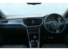 Volkswagen T-Roc TSI Active 