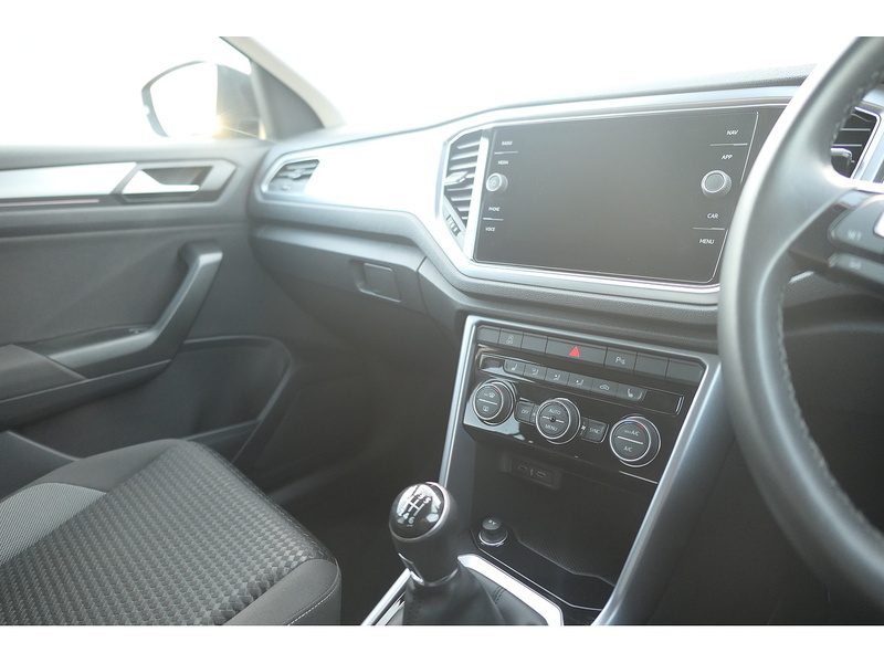 Volkswagen 1.0 TSI Active SUV 5dr Petrol Manual Euro 6 (s/s) (110 ps)