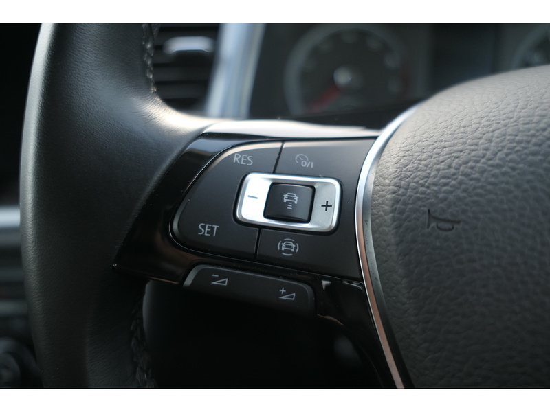 Volkswagen 1.0 TSI Active SUV 5dr Petrol Manual Euro 6 (s/s) (110 ps)