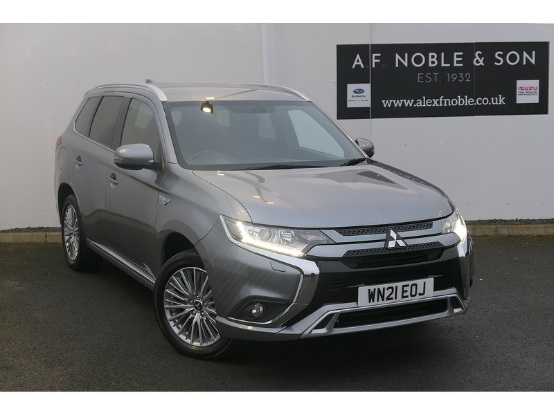 Mitsubishi 2.4h TwinMotor 13.8kWh Dynamic SUV 5dr Petrol Plug-in Hybrid CVT 4WD Euro 6 (s/s) (224 ps)